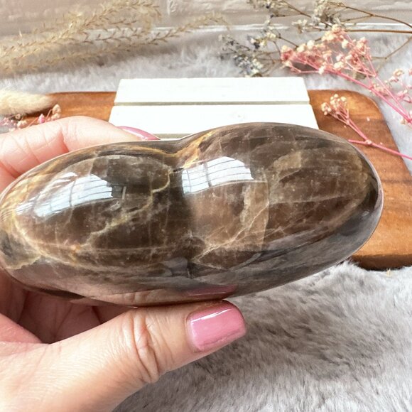 Beautiful Black Moonstone Heart - Picture 6 of 8